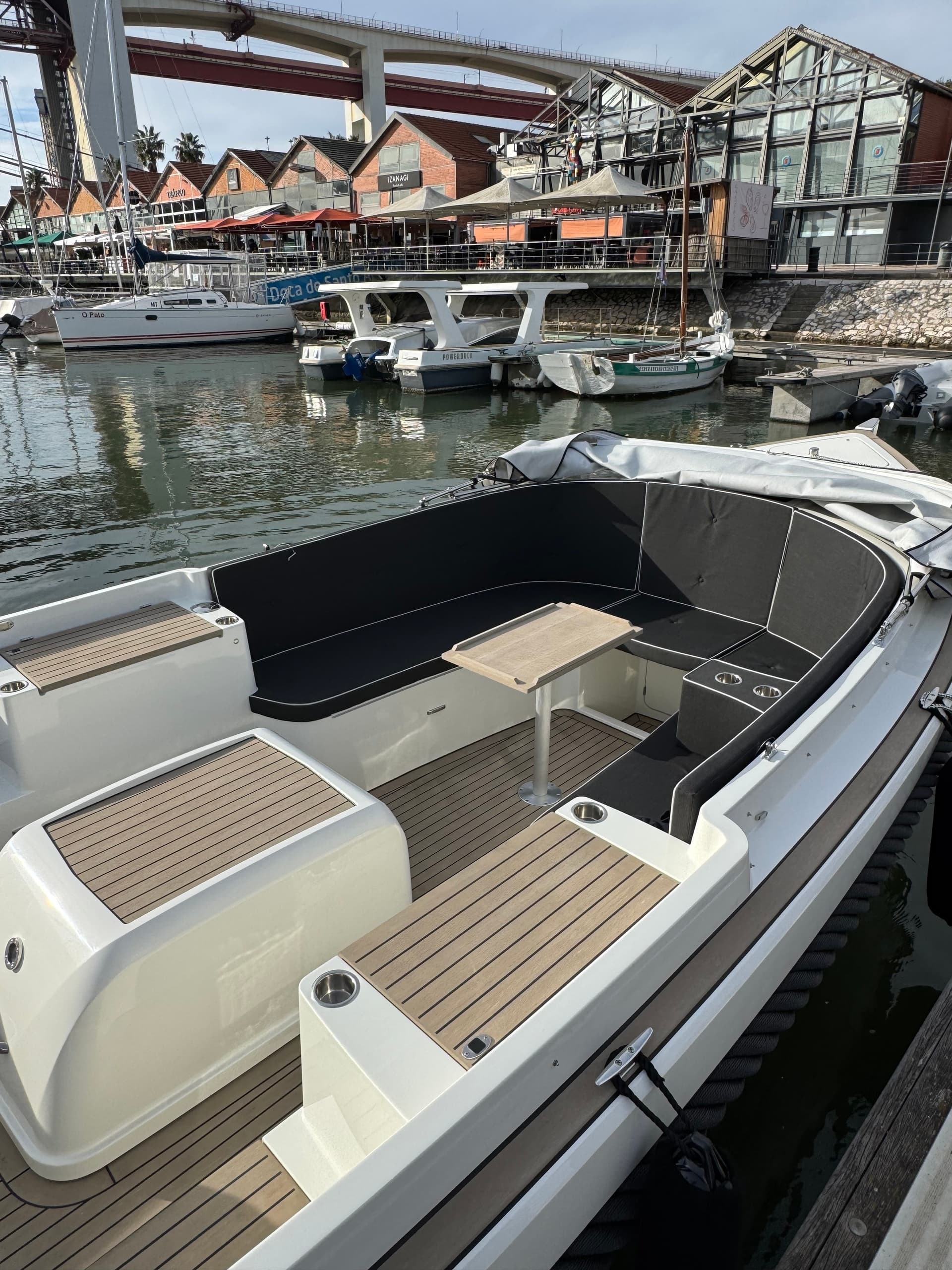 Lisbon Coffee Cruise: Luxury Boat, Pastel de Nata - Photo 3