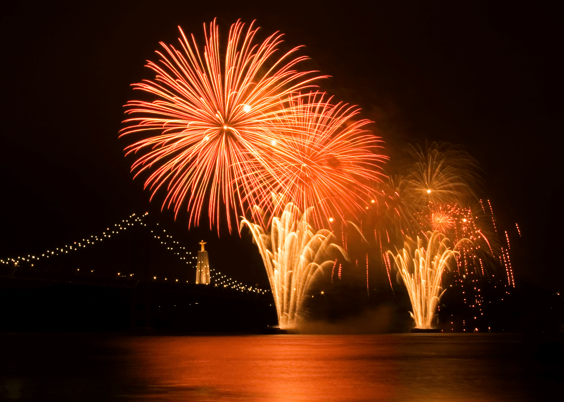 🎆 New Year’s Eve Luxury Boat – DJ, Buffet & Open Bar - Photo 11