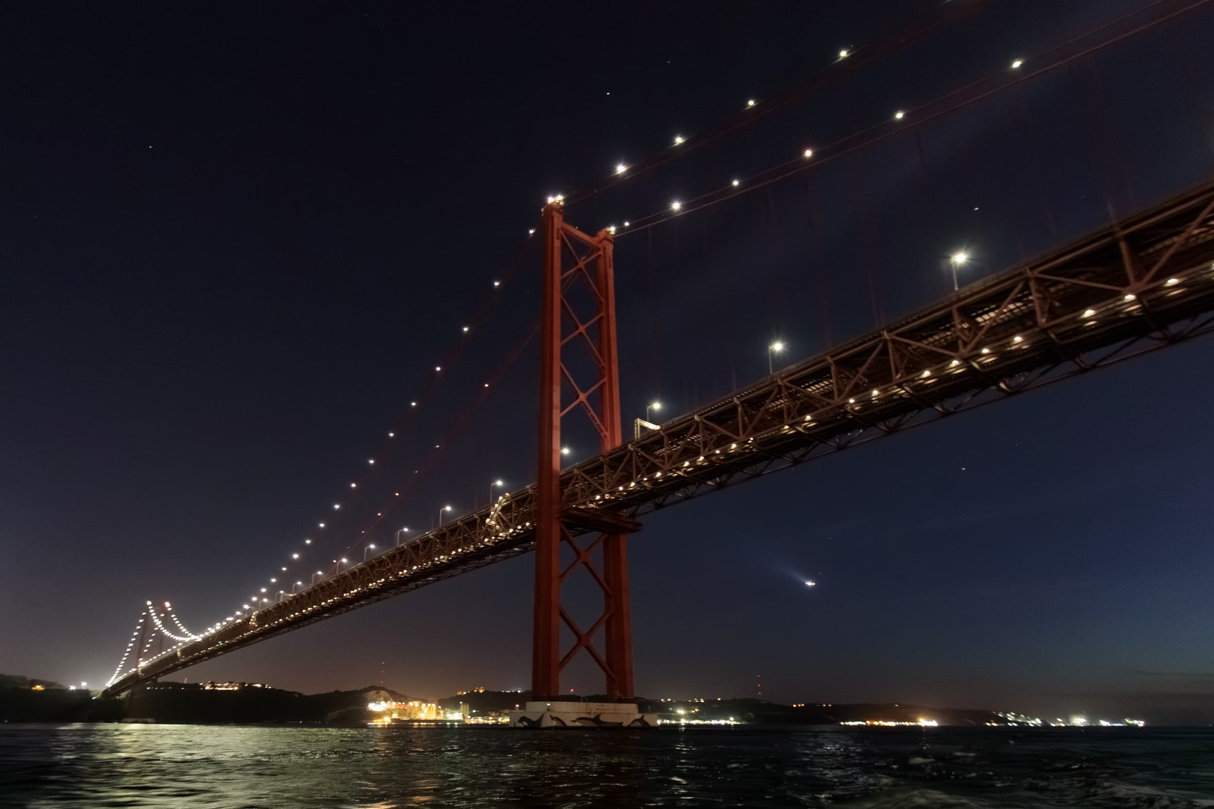 Lisbon Sunset DJ Party – Luxury Boat, Pizza & Open Bar - Photo 14