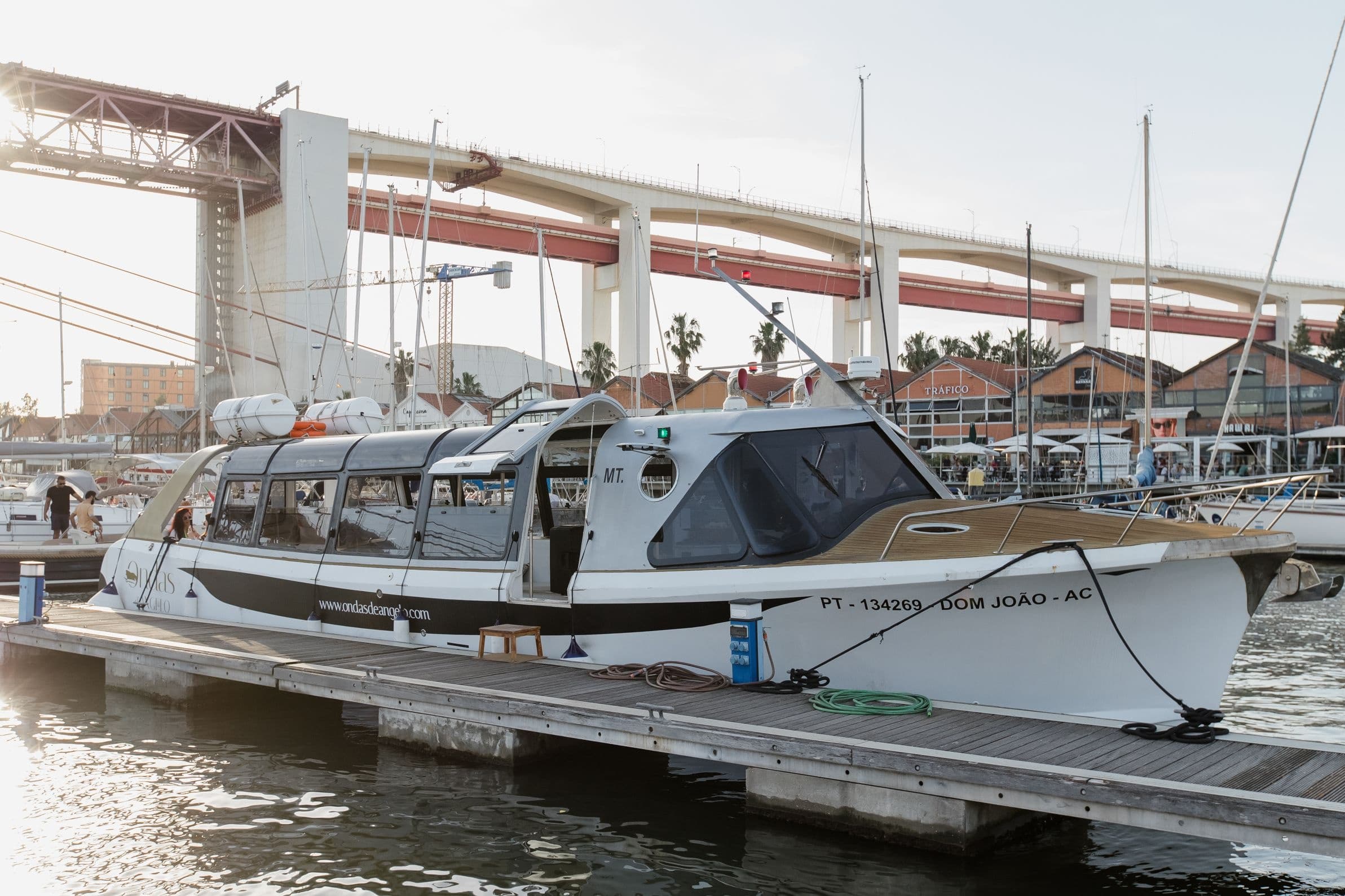 Lisbon Sangria – Exclusive Luxury Cruise with Pizza & Music - Photo 11